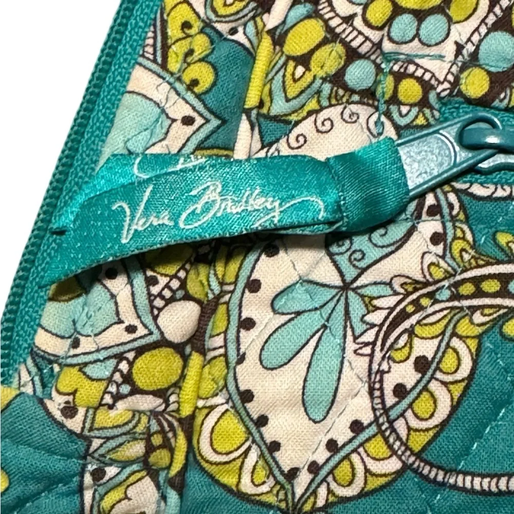 Vera Bradley Peacock Design Quilted Backpack. EUC